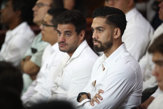 Plantel de Alianza Lima visitó el templo de Las Nazarenas, como parte de la tradición religiosa que tiene el club por el Señor de los Milagros. (Foto: jorge.cerdan/@photo.gec