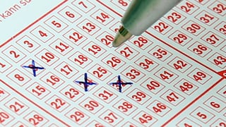 ¿Cuántos boletos debo comprar para ganar el Powerball o Mega Millions?