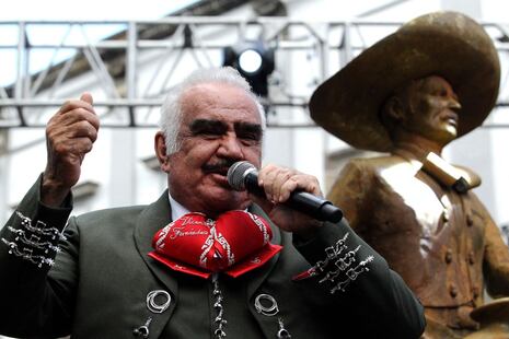 Lo pudo cumplir: cuál fue la promesa que le hizo a Vicente Fernández su nieta Camila