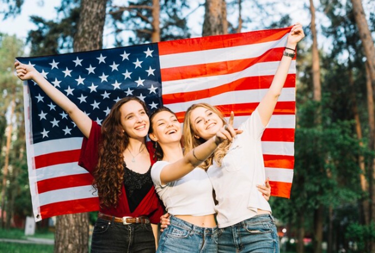 Tener este apellido podría ayudarte a obtener la ciudadanía de Estados Unidos más rápido. (Foto: Freepik)