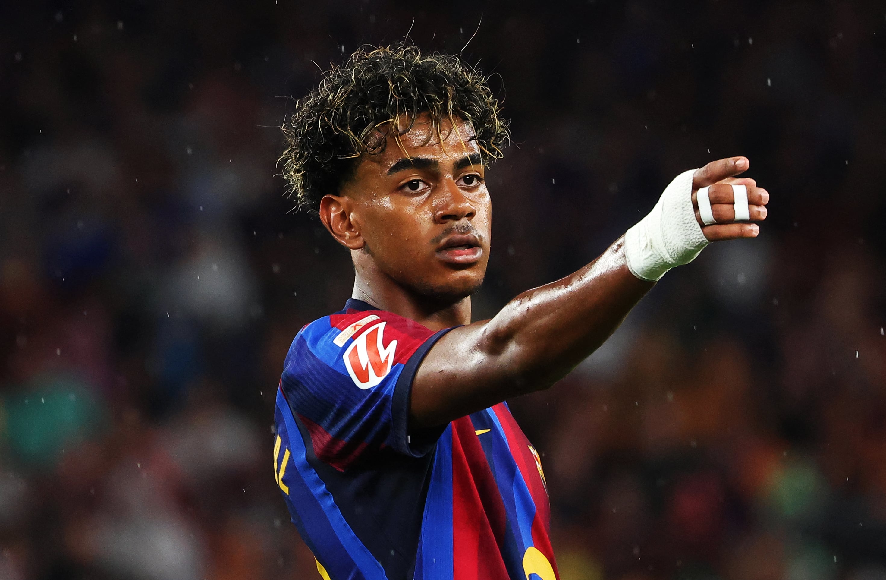 El público del Barcelona espera que Lamine Yamal pueda destacar en el clásico tras su discreto rendimiento ante el PSG. (Foto: Getty Images)