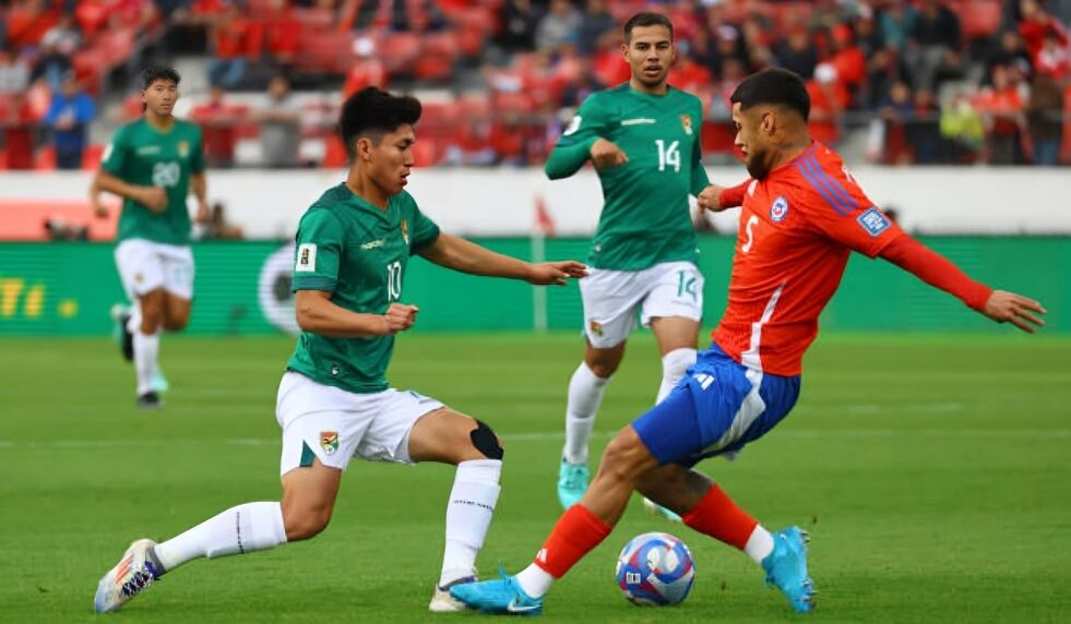 Chile perdió ante Bolivia en casa por las Eliminatorias 2026. (Foto: Getty Images)