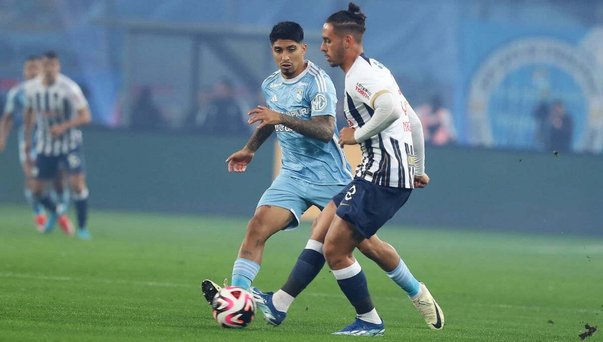 Erick Noriega tuvo una tarea desgastante en el partido contra Sporting Cristal. (Foto: Jesús Saucedo / GEC)