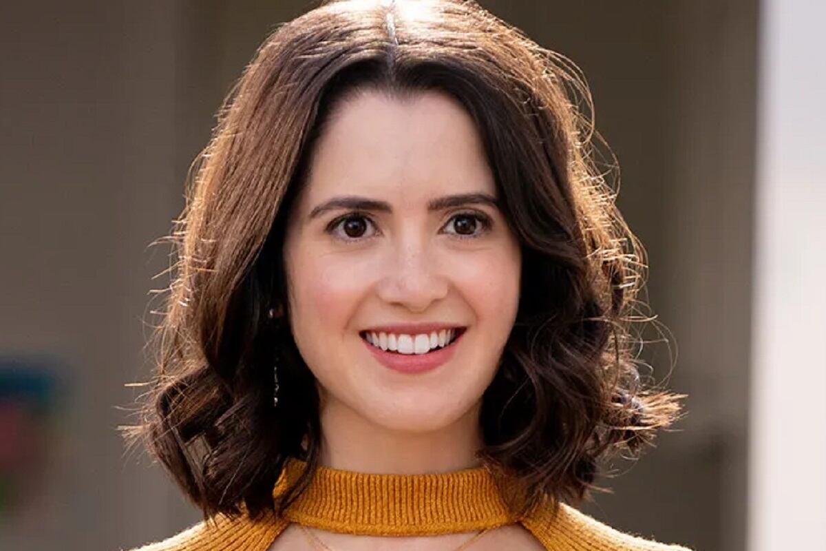 Laura Marano como Cami Conway en la película interactiva "Choose Love" (Foto: Netflix)