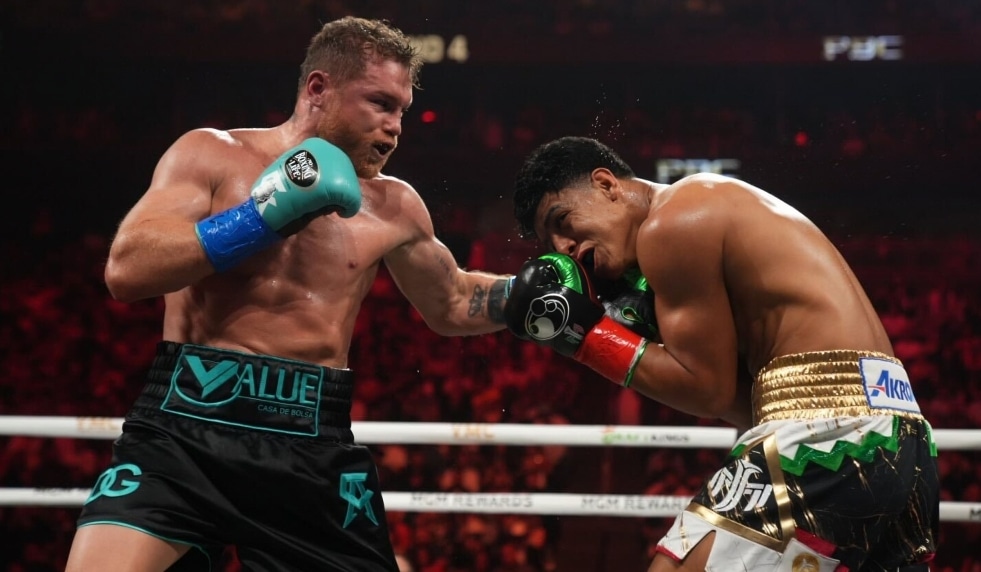 Canelo Álvarez vs. Jaime Munguía por el título supermedianos. (Foto: X).
