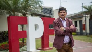 Agustín Lozano: “Estamos trabajando para que hayan espectadores en partidos de Perú desde noviembre”