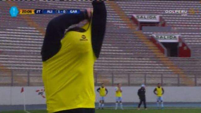 La molestia del técnico de Garcilaso por el gol anulado ante Alianza Lima [VIDEO]