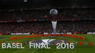 Liverpool vs Sevilla: las mejores imágenes de la ceremonia previa a la final