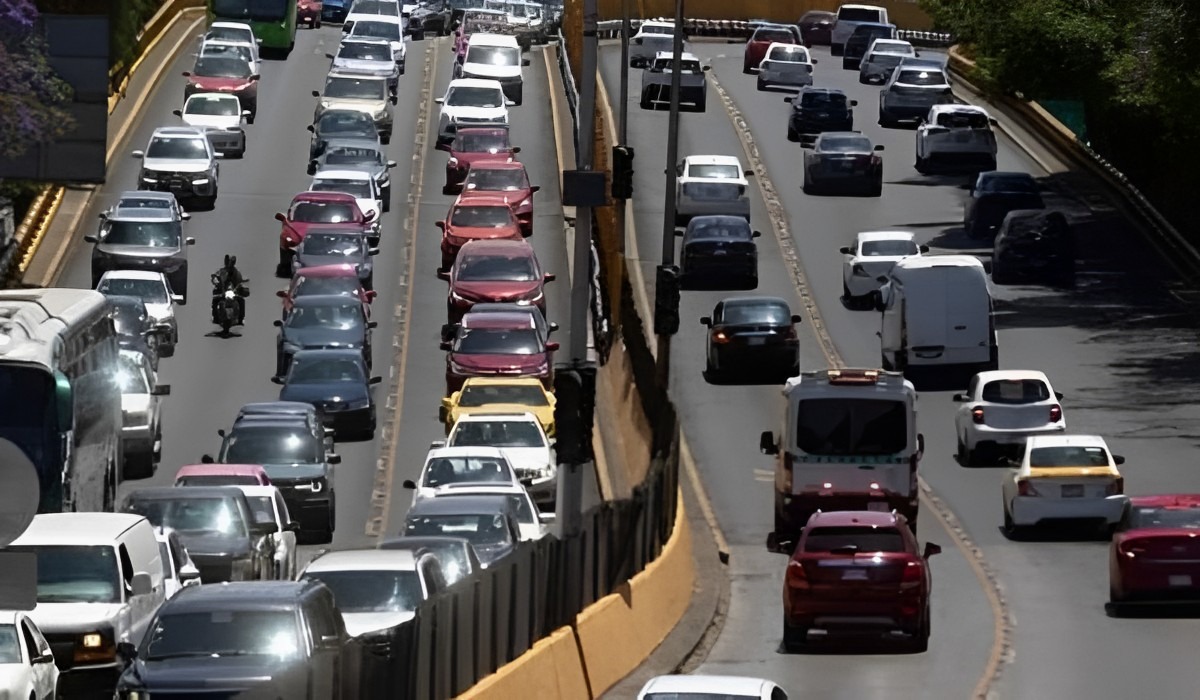 Revisa qué autos no pueden salir este miércoles 21 de junio, según el 'Hoy No Circula' (Foto: Agencias).