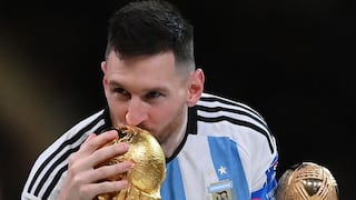 Lionel Messi: el divertido error que tuvo al levantar la Copa Mundial en Qatar 2022 con Argentina 