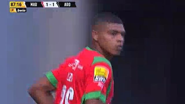 Entró y casi genera un penal: debut de Percy Liza en la Liga de Portugal con Marítimo [VIDEO]