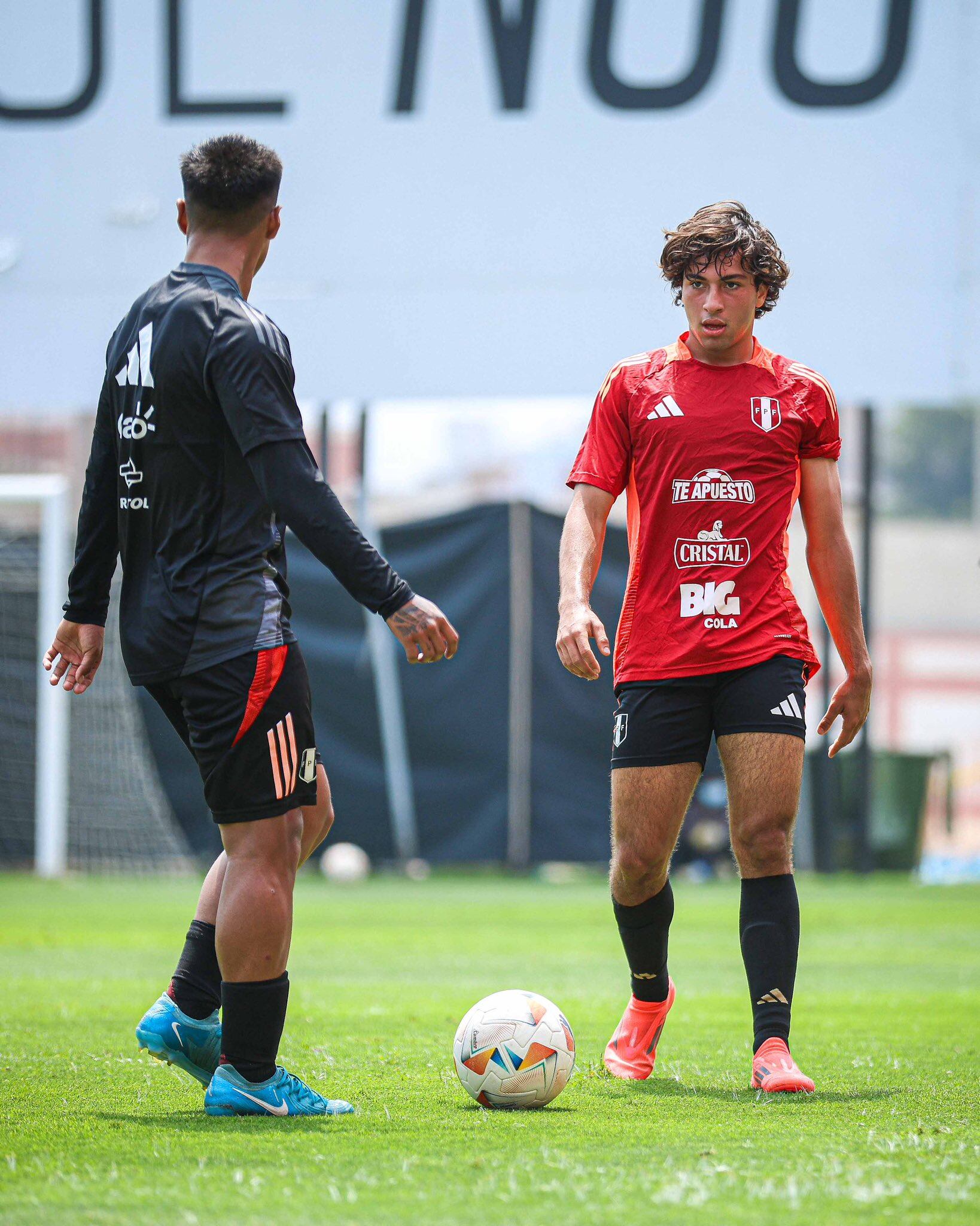 Bassco Soyer durante los entrenamientos de la Selección Peruana Sub-20 en la Videna. (Foto: FPF)