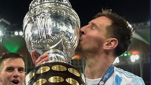 Argentina es el vigente campeón de la Copa América, tras derrotar a Brasil en la final de 2021. (Foto: AFP)