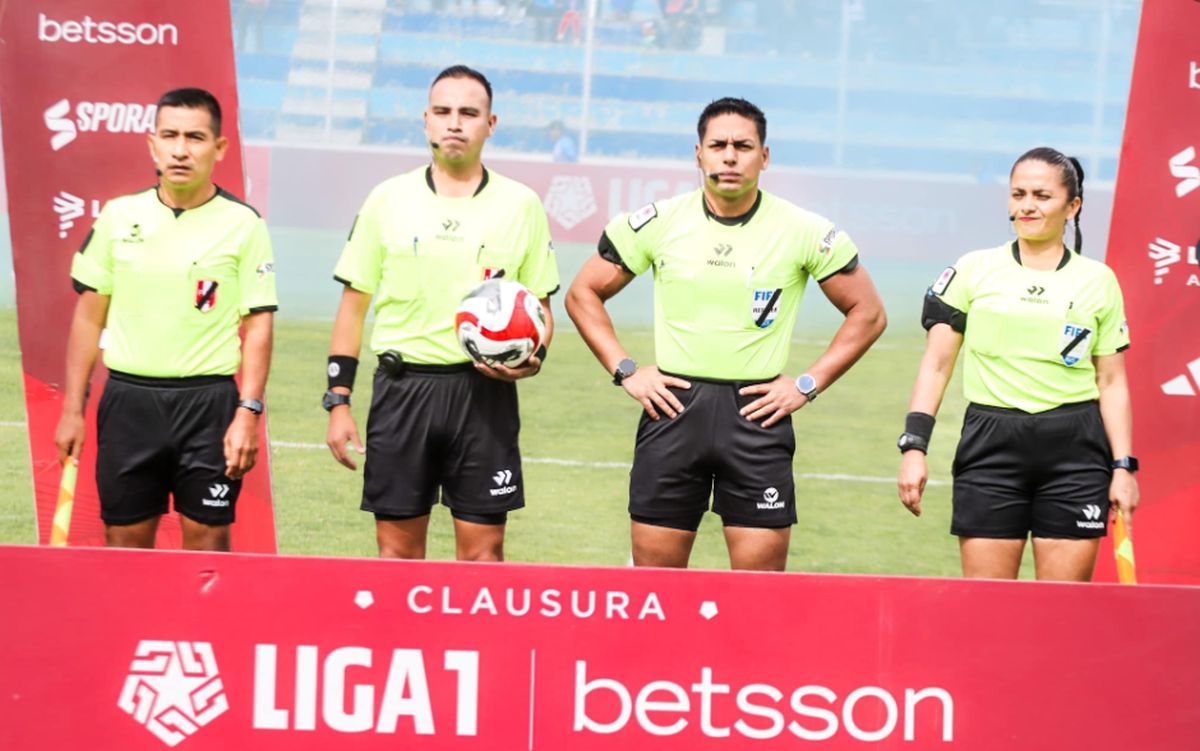 Se avecinan cambios en la nómina de árbitros FIFA para la temporada 2027. (Foto: CONAR)