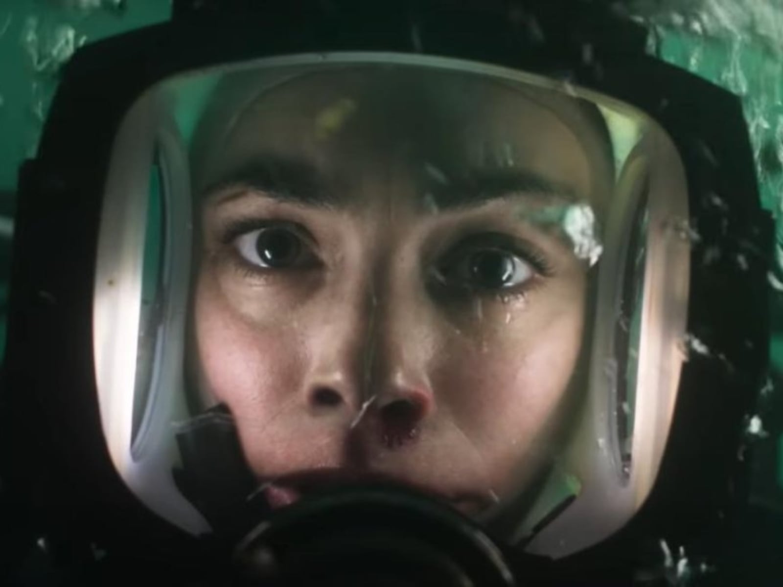 Sophia como Bérénice Bejo en la película "Under Paris" (Foto: Netflix)