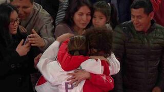 ¡Lo lograron! El tierno abrazo de Alexandra Grande con su madre tras ganar la medalla de oro [VIDEO]