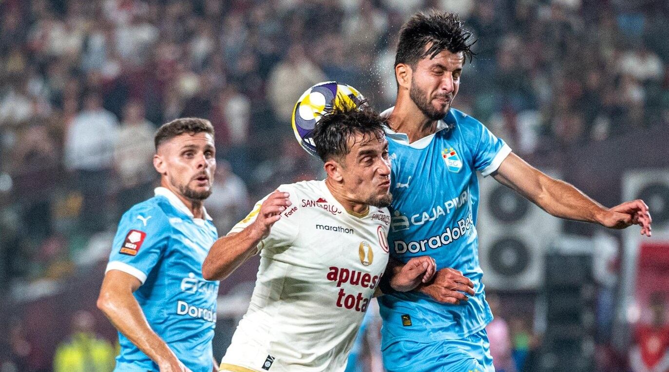 Universitario vs. Sporting Cristal se enfrentaron por la jornada 14 de la Liga 1 en el estadio Monumental.