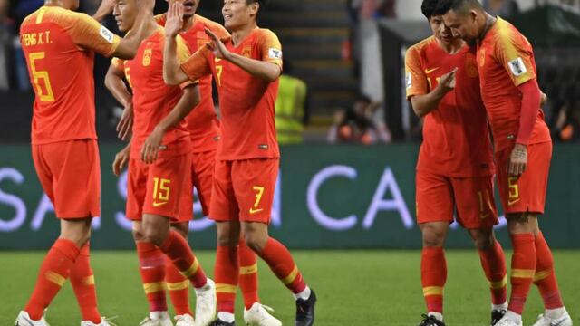 Una locura: jugadores de la selección de China tienen prohibido usar tatuajes 