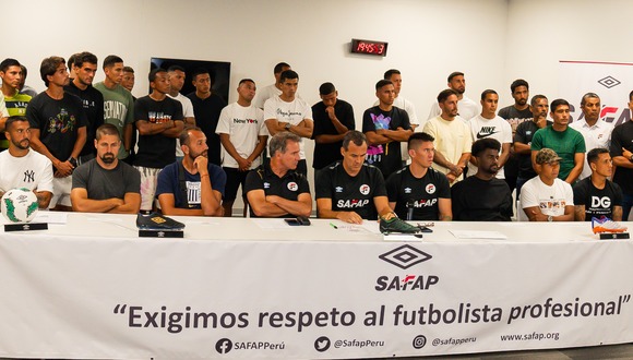 Hernán Barcos, Christian Ramos y Edison Flores fueron las voces del reclamo (Foto: Safap).