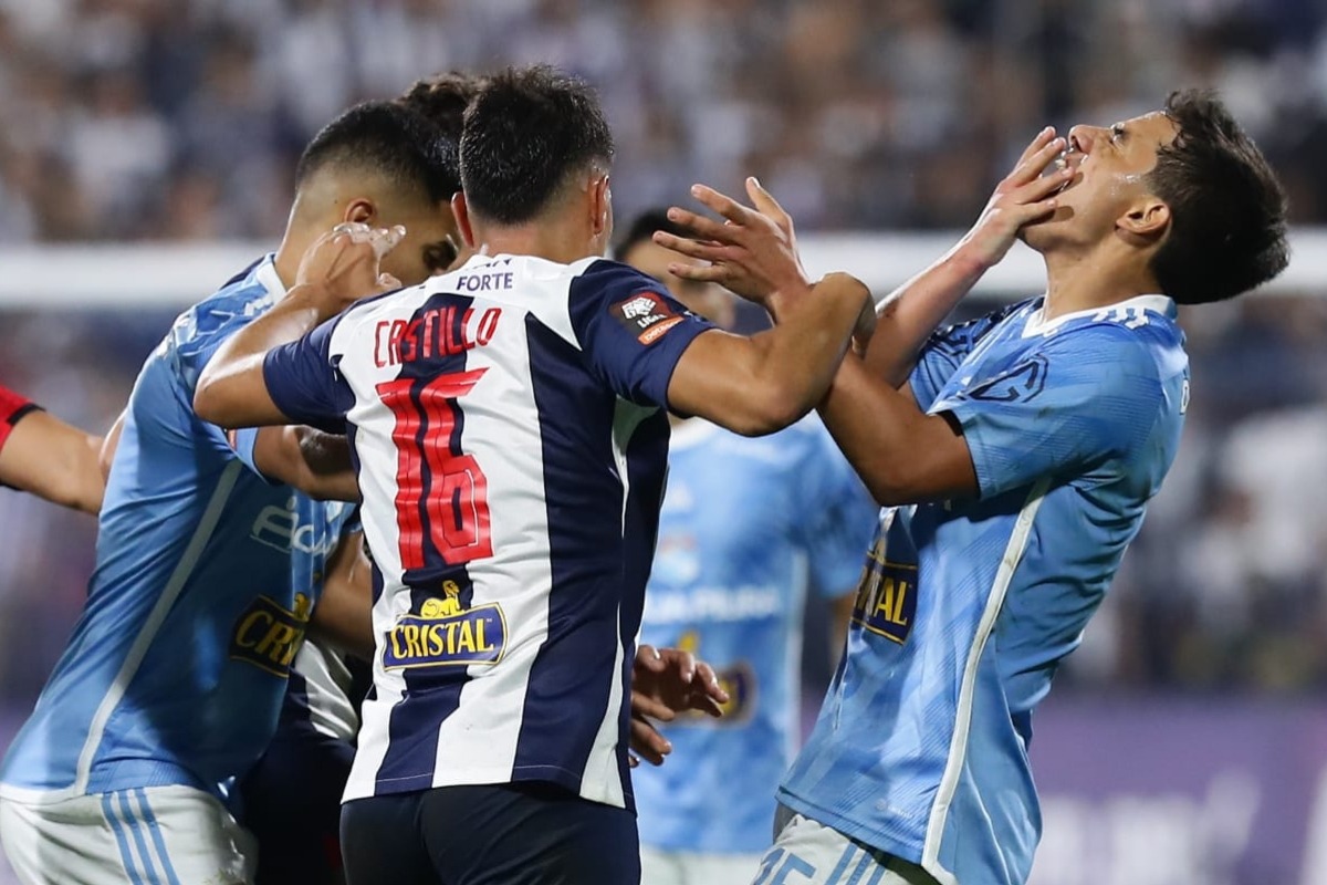 Análisis táctico: qué hizo bien Alianza Lima y por qué fue mejor defensivamente ante Cristal | Foto: Jesús Saucedo.