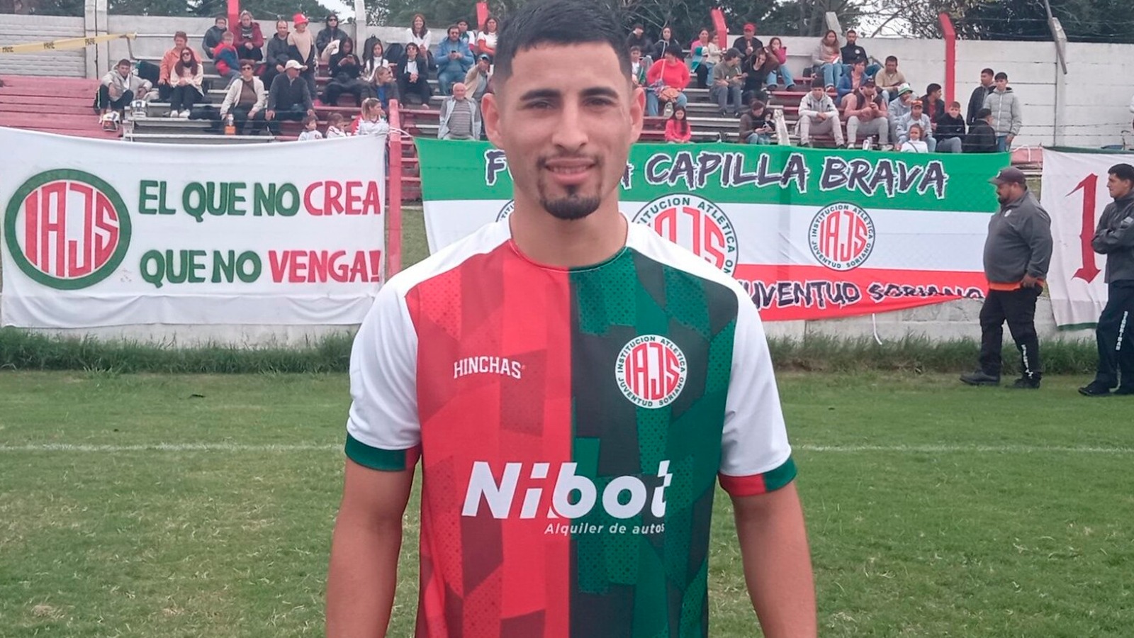 Walter Domínguez, el delantero amateur que convocaría Marcelo Bielsa. (Foto: Martin Rostan)