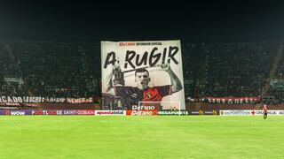 FBC Melgar, su hinchada y Betano organizan tifo en homenaje a Bernardo Cuesta