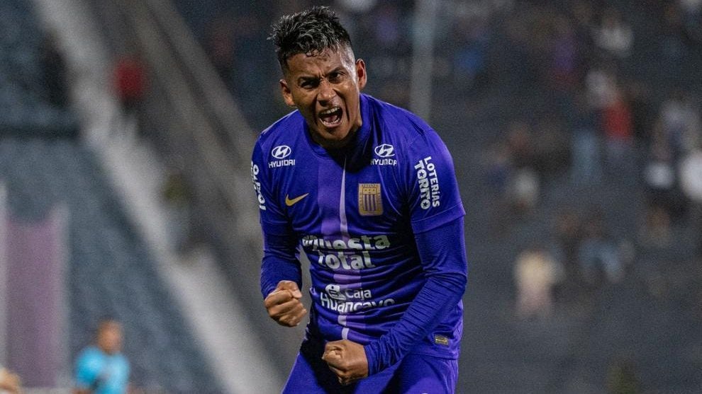 Josué Estrada anotó su primer gol con Alianza Lima en octubre de 2025. (Foto: EFE)