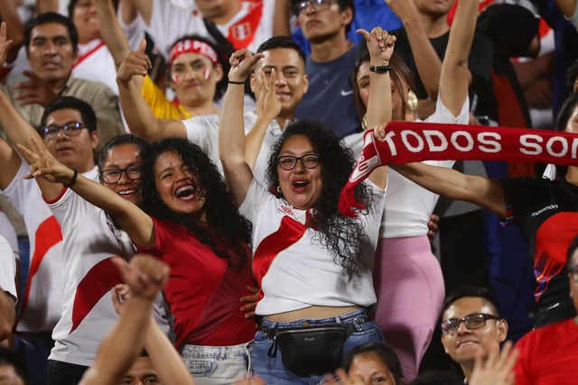 Cientos de hinchas de la Selección Peruana se congregaron en Matute para el duelo ante Nicaragua. (Foto: Jesús Saucedo / @photo.gec)