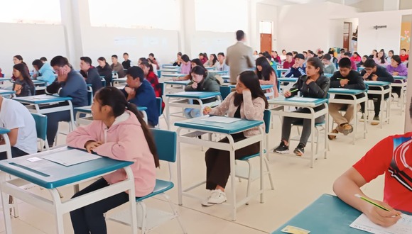 Estudiantes rindieron su primer examen. (Foto: Minedu)