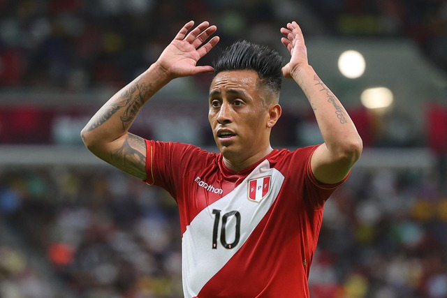 Christian Cueva (Libre) usará la 10. (Foto: AFP).