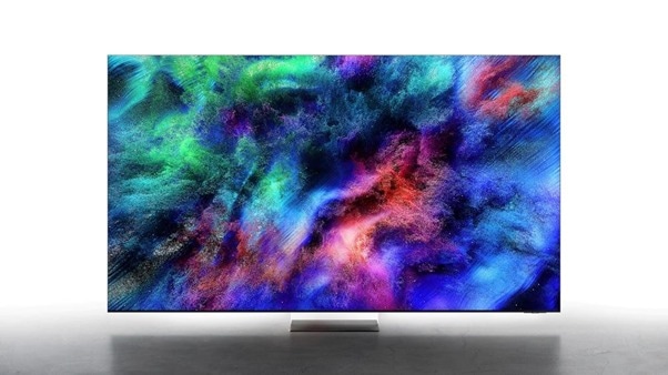 Convierte tu sala de estar en un escenario: descubre la experiencia de karaoke integrada en los televisores Samsung.
