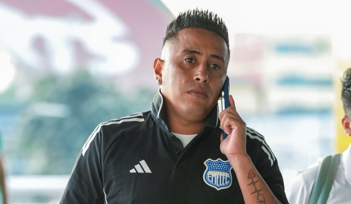 Christian Cueva tiene contrato con Emelec hasta junio de 2026, pero quiere volver al Perú. (Foto: Emelec)