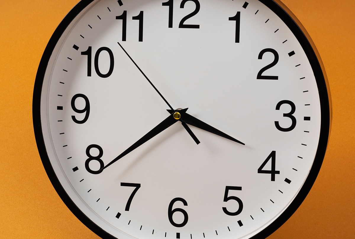 Conoce el día que el horario de verano llega a su fin y la fecha de inicio del horario de invierno. (Foto: Freepik)