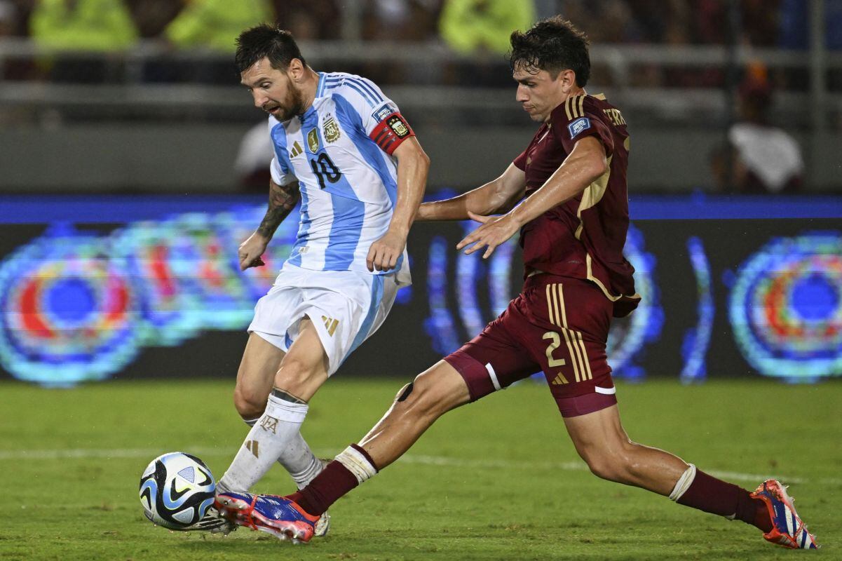 Lionel Messi juega con Argentina el último partido de unas Eliminatorias al Mundial en calidad de local. (Foto: AFP)