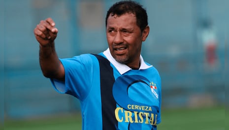 El delantero que pide Roberto ‘Chorri’ Palacios para Sporting Cristal: “Es un jugador con experiencia”