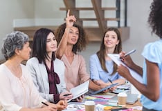 Emprendimiento en Perú: 1 de cada 4 mujeres se capacita en inteligencia artificial para impulsar su negocio
