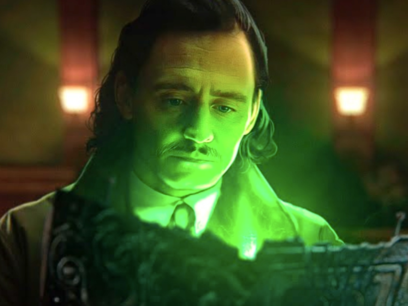 Con su icónico papel como Loki, el dios asgardiano del engaño, Tom Hiddleston regresa a la serie de Disney Plus (Foto: Marvel Studios)