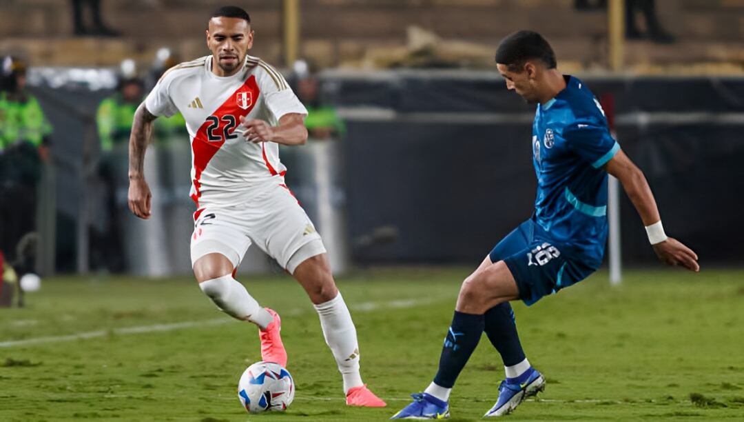 Jorge Fossati necesita definir su línea de tres para la Copa América. (Foto: Getty Images)