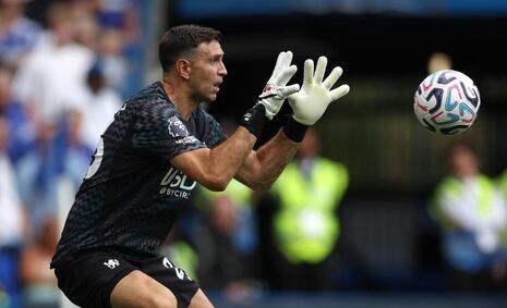 El debut del ‘Dibu’ Martínez terminó en triunfo: Chelsea venció 4-3 al Brighton en Stamford Bridge