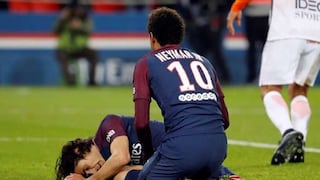 Alerta parisina: Cavani fuera de lista por dolor en la cadera y podría no llegar al partido ante Real Madrid