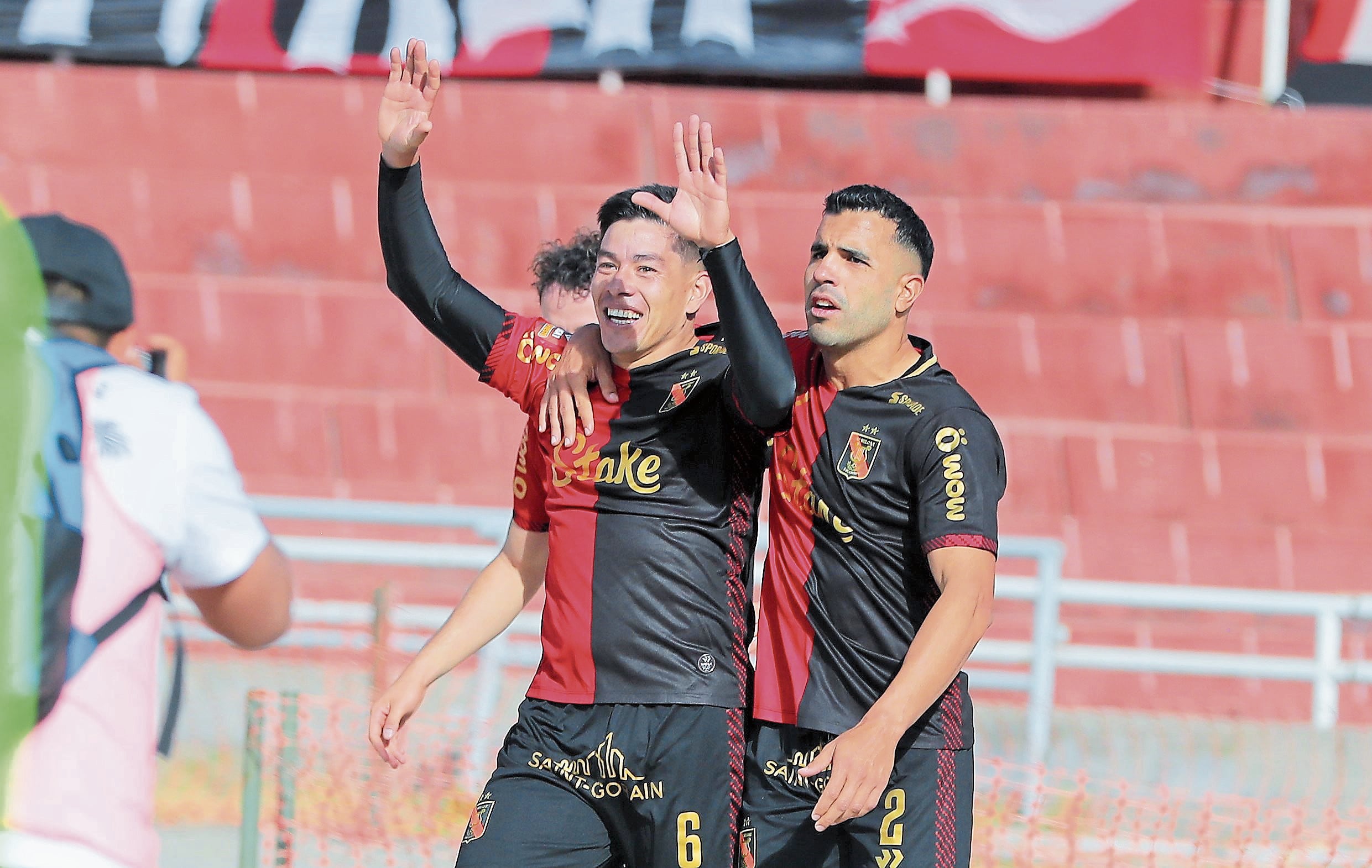 Leonel González y Pier Barrios fueron dupla defensiva en FBC Melgar. (Foto: GEC)