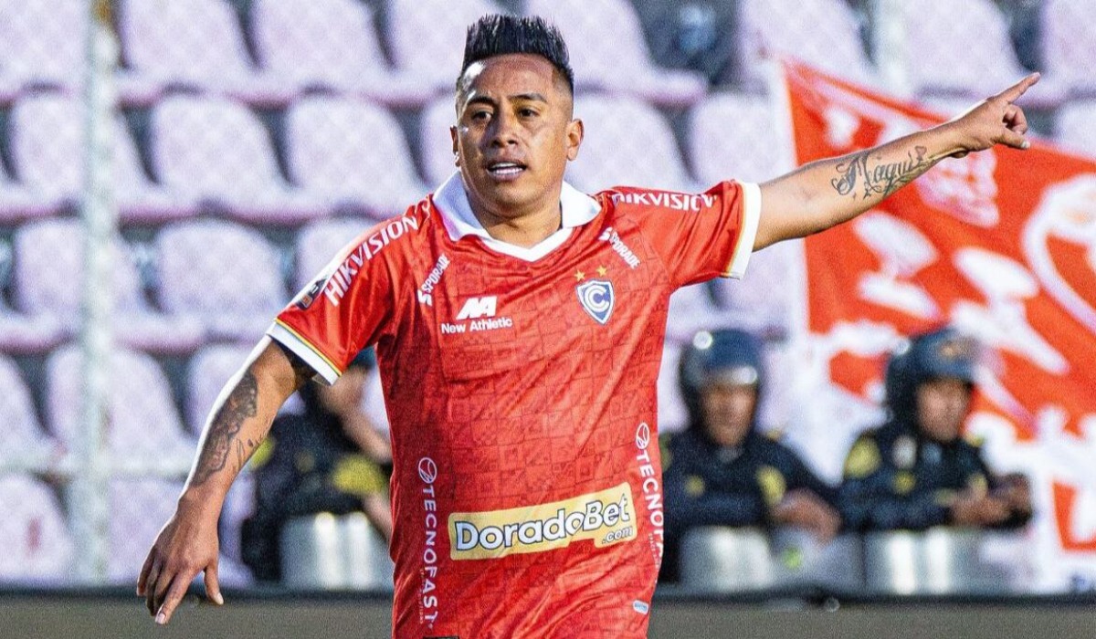Christian Cueva anotó su penal en la tanda que le dio la clasificación a Cienciano a la Copa Sudamericana (Foto: Liga 1).
