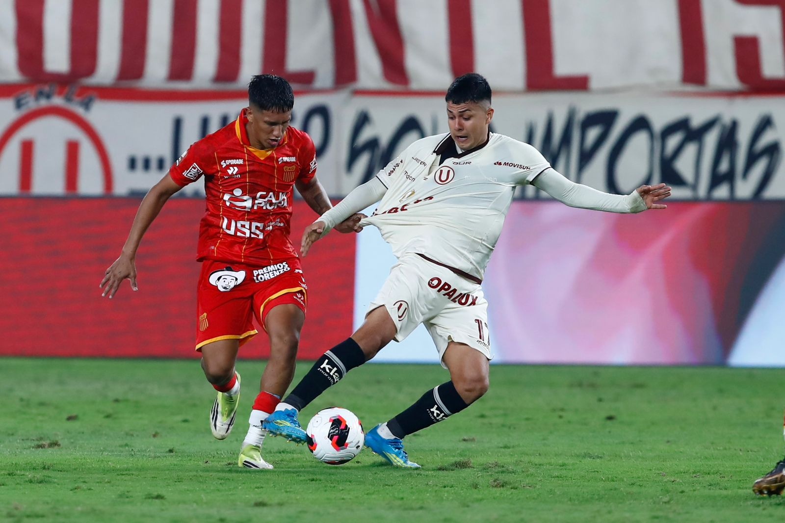 Universitario vs. Grau en el Monumental (Foto: Fernando Sangama / @photogec)