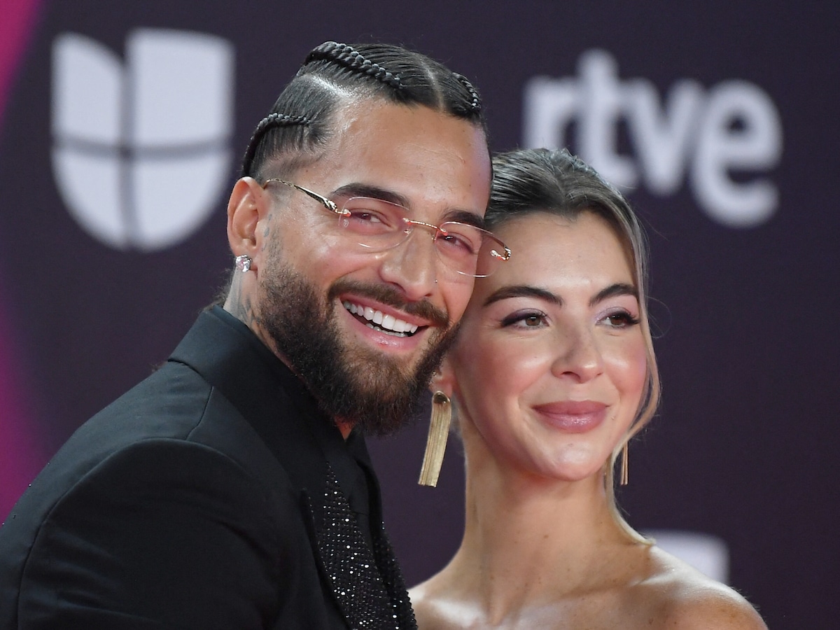 Maluma y Susana Gómez en la alfombra roja de los Latin Grammy 2023 (Foto: AFP)