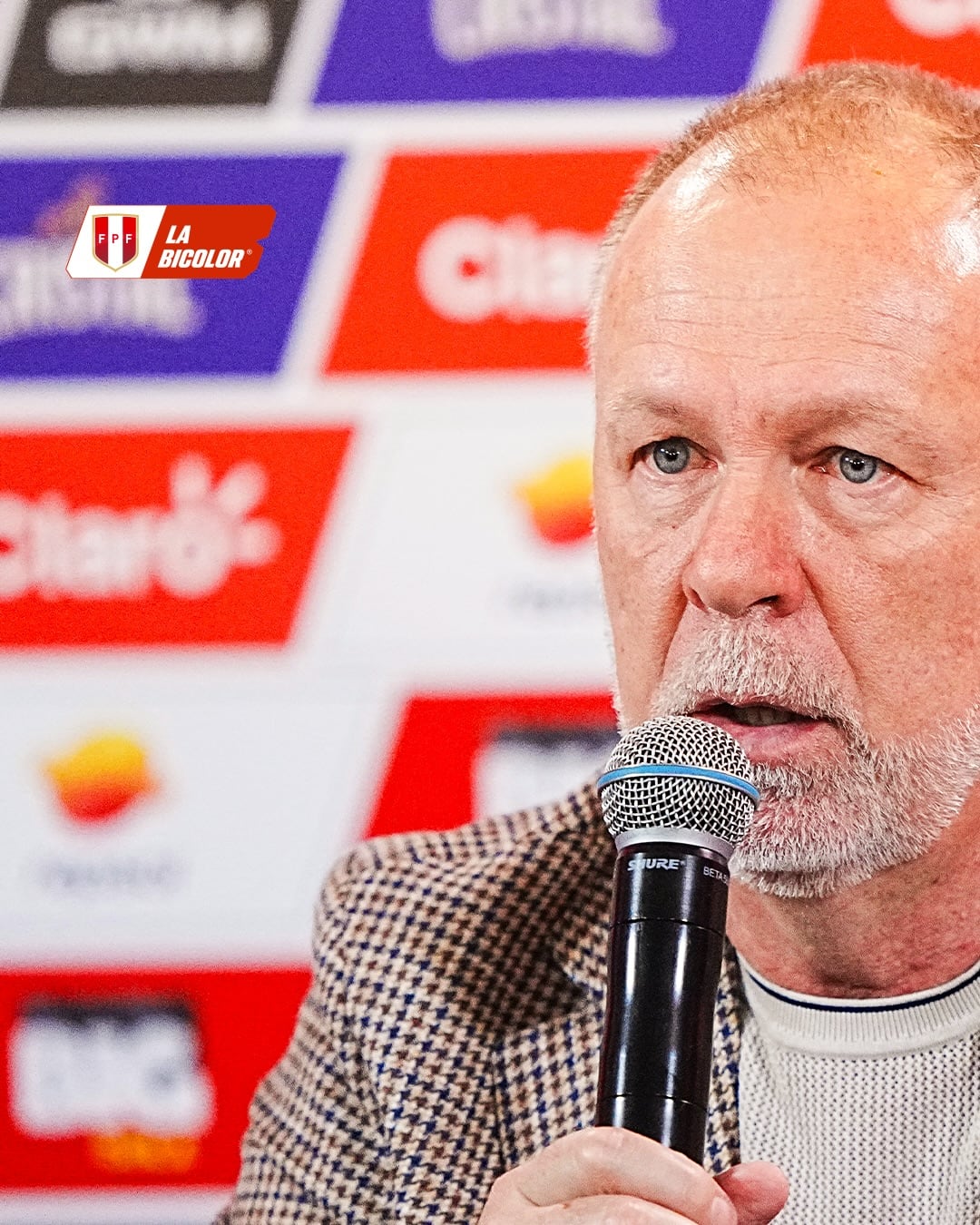 Mano Menezes en su conferencia de prensa. (Foto: FPF)