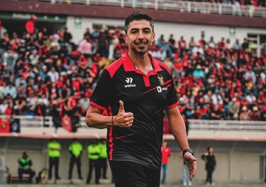 Claudio Bustamante es el nuevo entrenador de Binacional de Juliaca.
