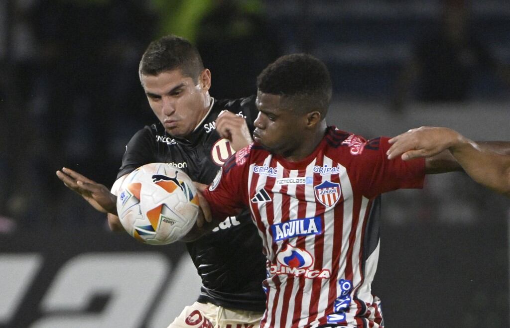 Corzo juega su octava temporada en Universitario. (AFP)