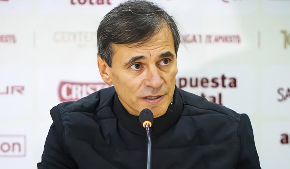 Fabián Bustos vuelve a Universitario: todo cerrado para su regreso tras la salida de Héctor Cúper
