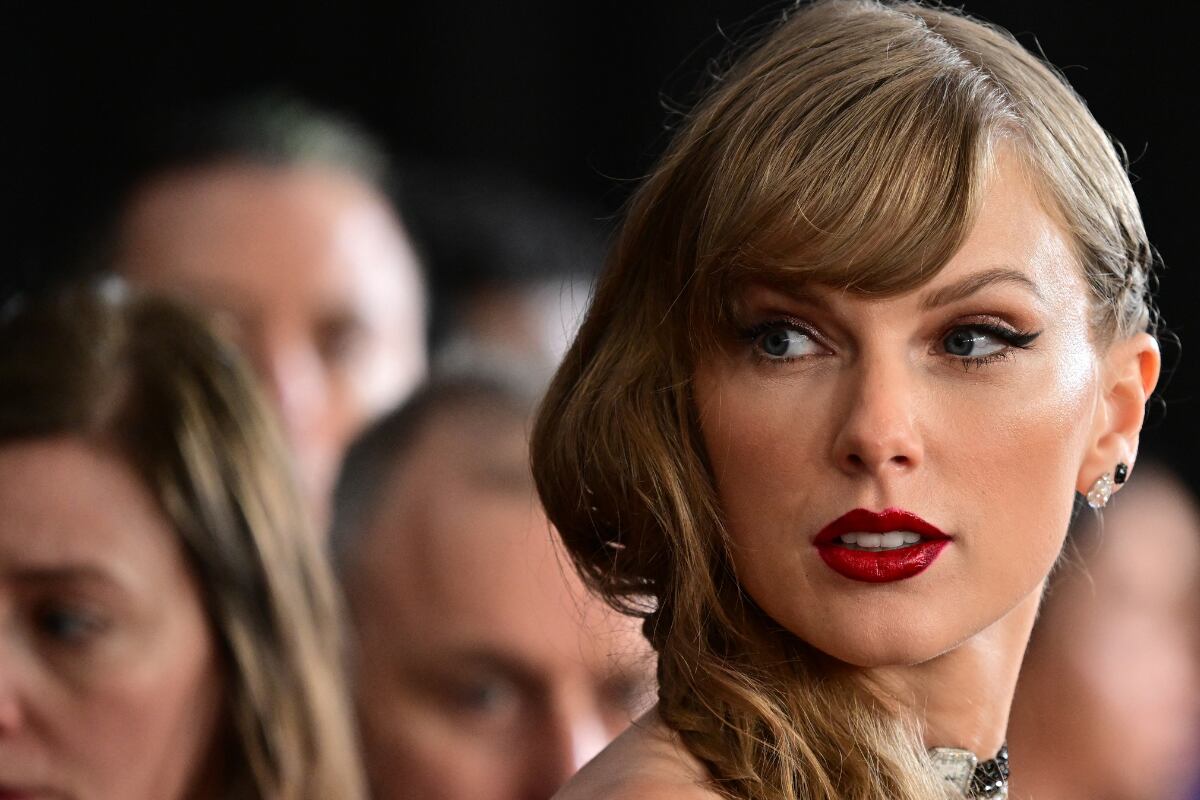Una fanática de Taylor Swift murió en un accidente de tránsito, cuando se dirigía a ver su primer show en Australia. (Foto: Robyn BECK / AFP).