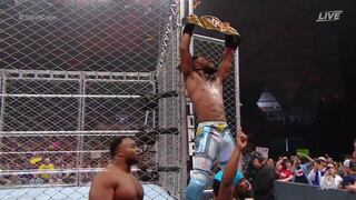 ¡Increíble! Kofi Kingston retuvo el título de la WWE tras salir de forma espectacular de la jaula de acero [VIDEO]
